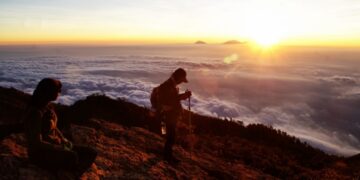 Pendakian Diantara Pesona Indah dan Sisi Mistik Gunung Lawu