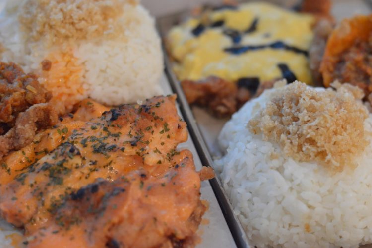 Nasi Kulit Goksin Hadirkan 4 Saus Kombinasi Makanan Viral