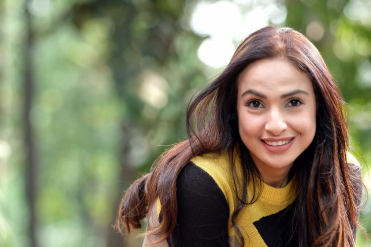 Mehnaz Marinez, Setelah Dunia Sinetron Kini Merambah Layar Lebar