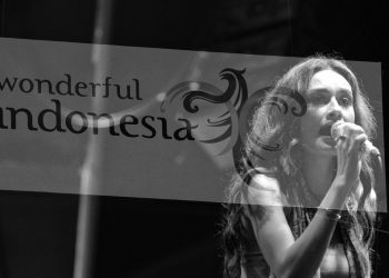 Peduli Sesama, Ini Cara Rebecca Reijman Melawan Dampak Sosial Covid-19