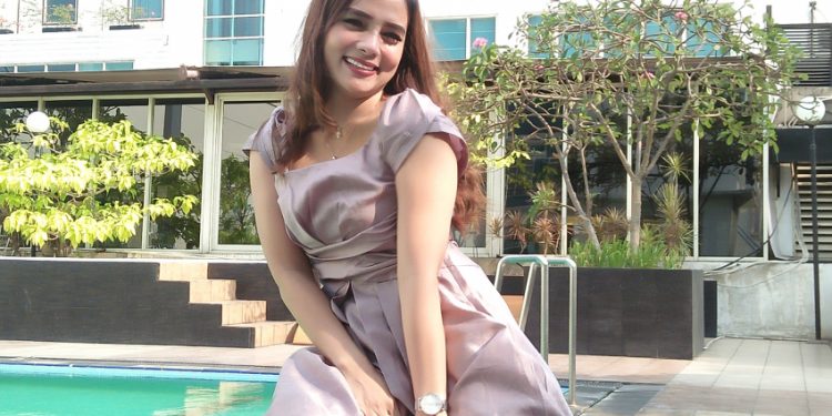 Viola Harahap, Awali Karir dengan Persembahkan Single Sepertiga Malam