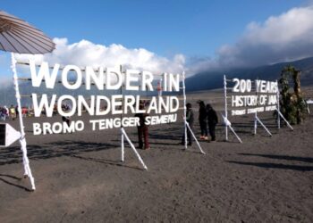 Bromo Pukau Wisman di Hari Raya Yadnya Kasada 2017