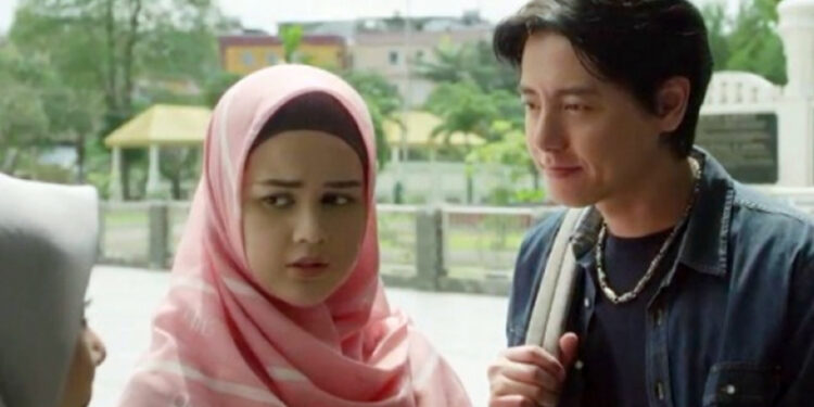 Ajari Aku Islam, Ketika Cinta Terbentur Perbedaan