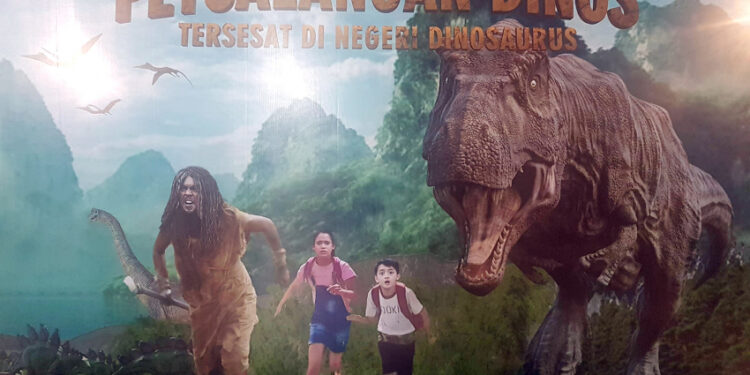 Isi Liburan Akhir Tahun, Imax Keong Mas Hadirkan Petualangan Dinos
