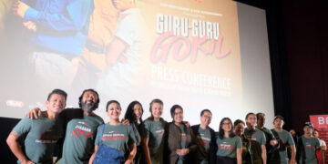 Dian Sastrowardoyo Ambil Tantangan Baru Lewat Film Guru-Guru Gokil