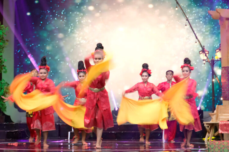 Perkenalkan Budaya Jambi, Gubernur Al Haris Hadir Saksikan Program Bunga Khatulistiwa di TVRI