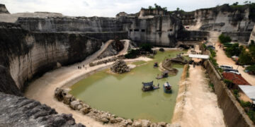 Menikmati Pesona Bukit Jaddih Madura