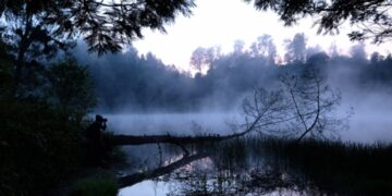 Jelajahi 6 Pesona Ranu di Lumajang