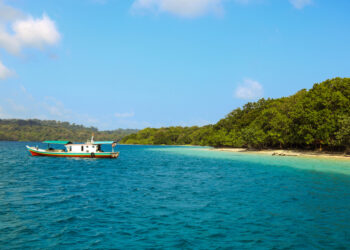 Pulau Peucang, Primadona Wisata di Ujung Barat Pulau Jawa