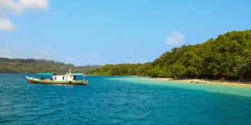 Pulau Peucang, Primadona Wisata di Ujung Barat Pulau Jawa