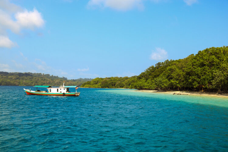 Pulau Peucang, Primadona Wisata di Ujung Barat Pulau Jawa