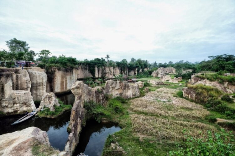 Tebing Koja, Destinasi Wisata Tak Jauh dari Jakarta