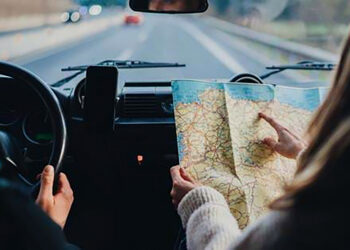 Ingin Road Trip Berkesan? Jangan Lupa 4 Barang Ini