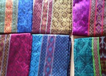 Kunjungi Kendari, Direktur MURI Aylawati Sarwono Kagumi Hasil Kerajinan Rakyat Sulawesi Tenggara