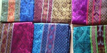 Kunjungi Kendari, Direktur MURI Aylawati Sarwono Kagumi Hasil Kerajinan Rakyat Sulawesi Tenggara