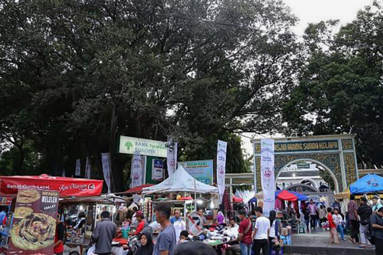 Mencari Kudapan Ramadan? Ini Tiga Lokasi Wisata Kuliner Seru Bulan Puasa di Indonesia