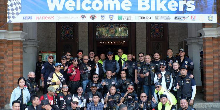 Ramaikan Pelabuhan Sunda Kelapa, Komunitas Motor Besar Berkumpul Sambil Promosikan Wisata Sejarah