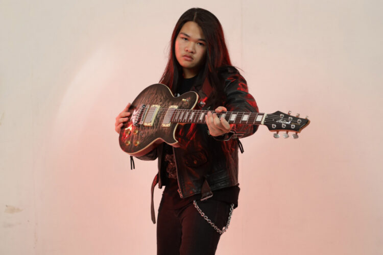 Bocah Metal Ajaib Mika Rafello Lanjutkan Kolaborasi Dengan Ezra Simanjuntak