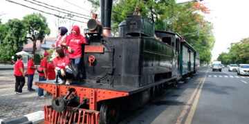 Mengenang Masa Lalu Diatas Sepur Kluthuk Jaladara