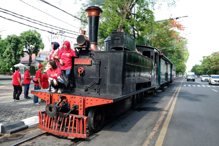 Mengenang Masa Lalu Diatas Sepur Kluthuk Jaladara