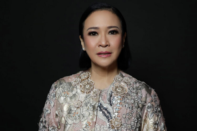 Ria Prawiro Berkolaborasi Dengan Mark Pattie Rilis Karya Terbarunya ‘Tetap Cinta’