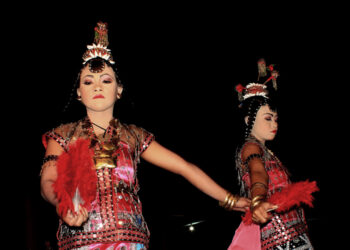 Tari Lariangi, Warisan Abad ke-17 Masa Kesultanan Buton