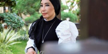 Lewat Traveling, Isa Meilia Lepaskan Diri Dari Rutinitas