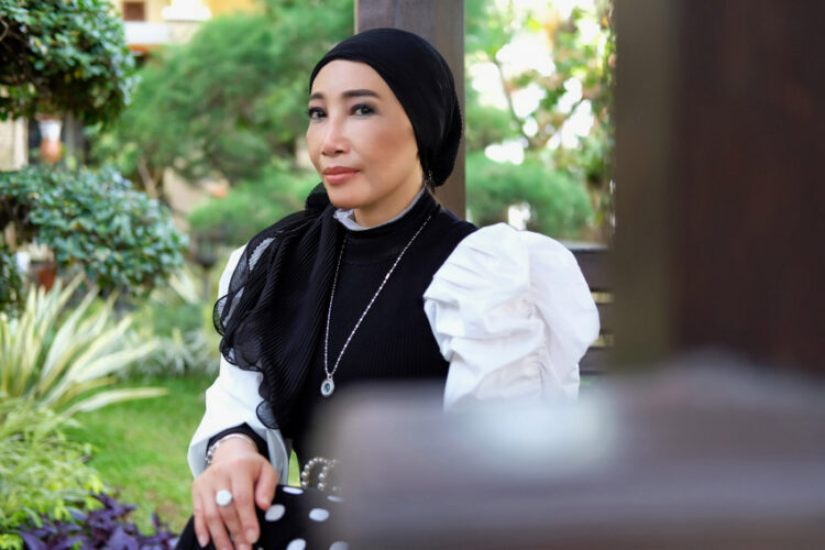 Lewat Traveling, Isa Meilia Lepaskan Diri Dari Rutinitas