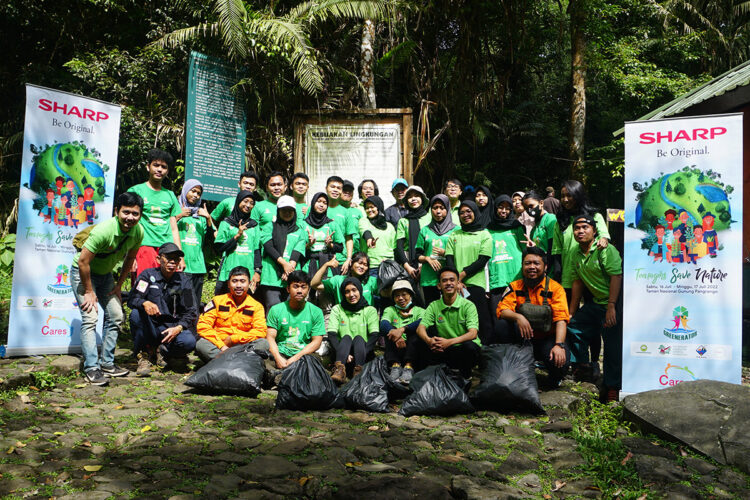 Sharp Greenerator Gaungkan Eco-Tourism di Gunung Gede