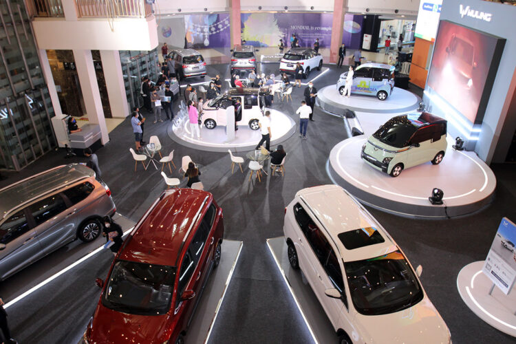 Rayakan Wuling 5th Anniversary, Pengunjung Bisa Pre Book Wuling Air ev