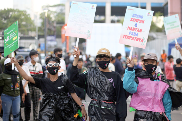 Sharp Greenerator Gaungkan SCBD ‘Saya Cinta Bersih Dong’ di CFW