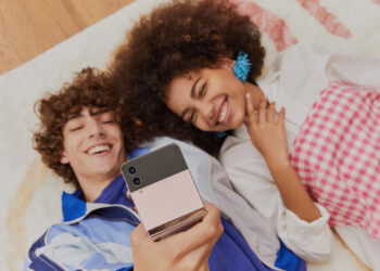 Berikut 3 Hal Di Kamera Galaxy Z Flip4 5G Yang Bikin Beda Dibanding Smartphone Lain