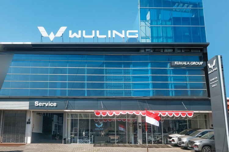 Usung Semangat Baru, Wuling Kumala Group Resmikan Jaringan Diler di Bandung