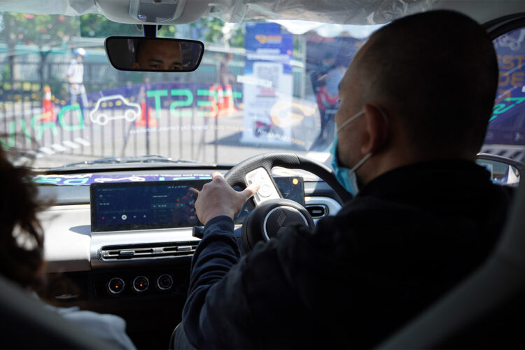 Wuling Resmi Luncurkan Air ev di Kota Pahlawan