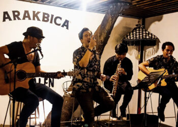 Hardcoustic Hadirkan The Otherside, Retira Juliane dan Nulis