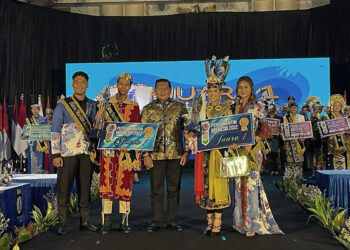 Chandra Hakiki dan Danela Stephani Resmi Dinobatkan Menjadi Putera Puteri Maritim Indonesia 2022