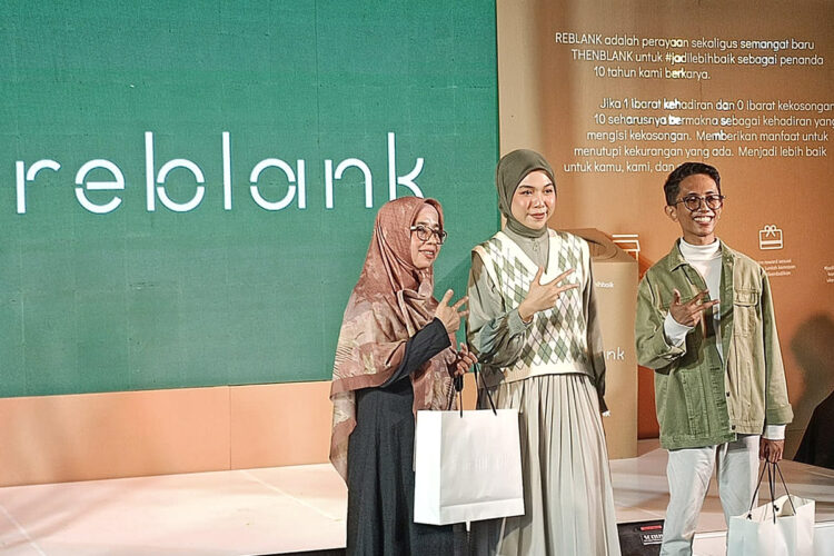 Brand Fashion THENBLANK Kampanyekan Hastag #jadilebihbaik Rayakan 10 Tahun Keberadaannya