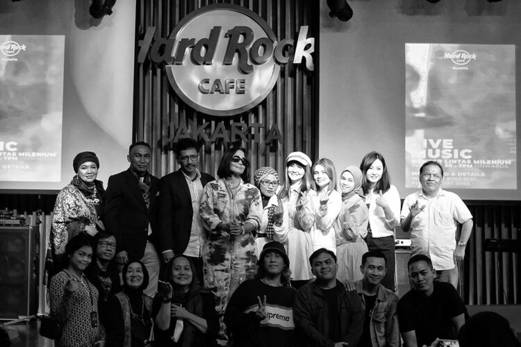 Konser Lintas Millenium Akan Hadirkan Legenda Pop Rock Indonesia Atiek CB dan Ita Purnamasari
