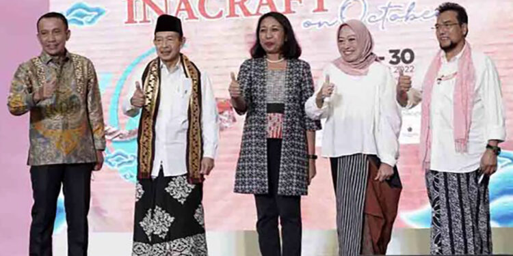 INACRAFT Resmi Dibuka, Angkat Tema “From Smart Village To Global Market”
