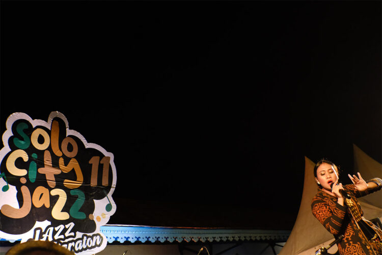 Alonzo Brata, Peni Candra Rini Bius Penonton Solo City Jazz 2022 di Hari Pertama