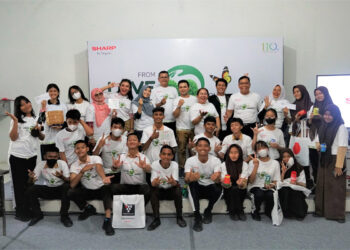Sharp Indonesia Ajak Kaum Muda Peduli Terhadap Lingkungan Dengan Daur Ulang Sampah Plastik