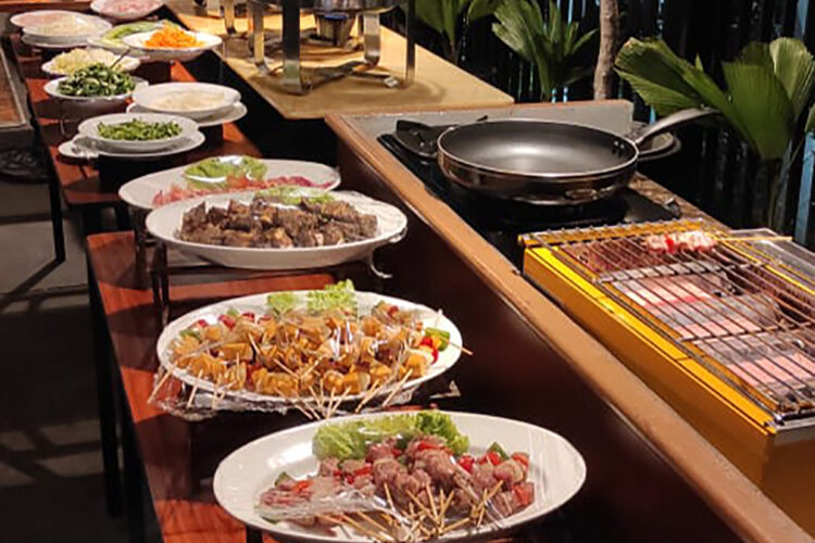 Park Regis Arion Hotel Kemang Hadirkan Mieday dan MeatNight Berselera