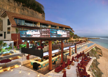 Nikmati Sensasi Termewah di White Rock Beach Club Pantai Melasti, Ungasan