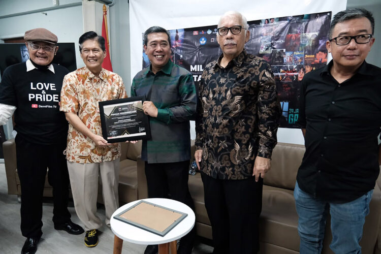 Demi Film Indonesia Berikan Dua Awards Pada Miladnya ke IX