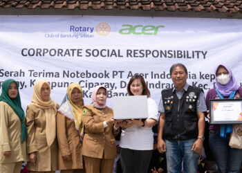Perkuat Akselerasi PembaTIK, Acer Beri Bantuan Laptop Kepada Sejumlah Sekolah di Indonesia