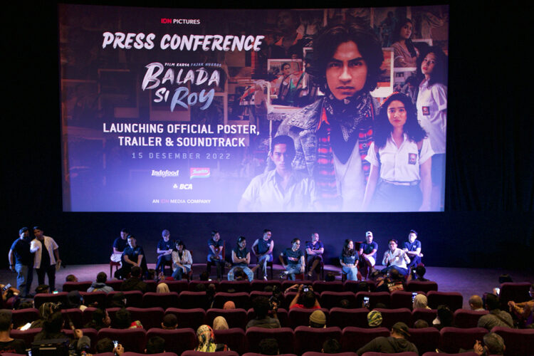 Tayang di Bioskop Awal Tahun Depan, Film “Balada Si Roy” Rilis Official Trailer, Poster, dan Soundtrack