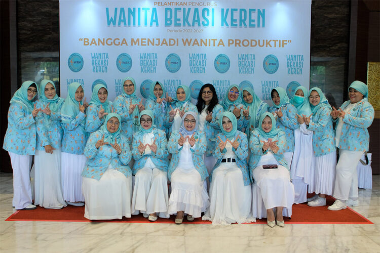Targetkan Kemandirian Secara Ekonomi, Pengurus Wanita Bekasi Keren Periode 2022 – 2027 Resmi Dilantik