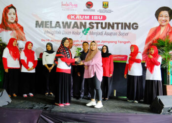 Puan Maharani Konsisten Gerakkan Warga Lawan Stunting