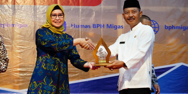 BPH Migas dan Pemprov Kepulauan Riau Diskusikan Pengendalian Penyaluran BBM Solar