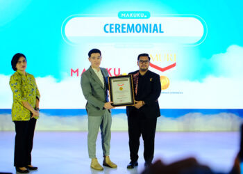 MAKUKU Raih 2 Rekor MURI Sebagai Popok Bayi Tertipis dan Popok Bayi Anti Gumpal Pertama di Indonesia